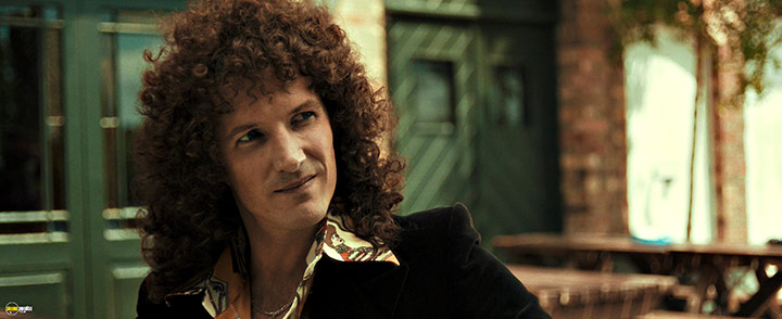 A still #43 from Bohemian Rhapsody (2018)