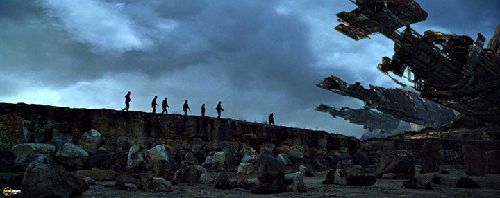 A still #66 from The Predator (2018)