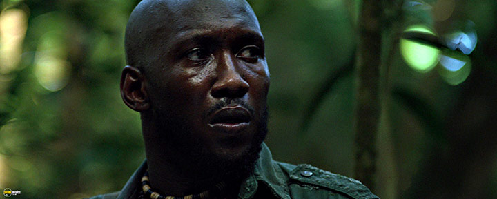 A still #38 from The Predator (2018)