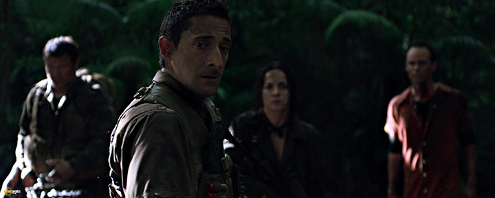 A still #31 from The Predator (2018)