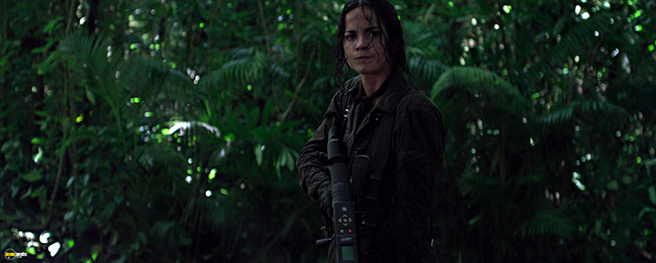 A still #30 from The Predator (2018)