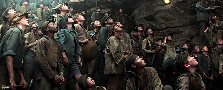 A still #49 from Pan (2015)
