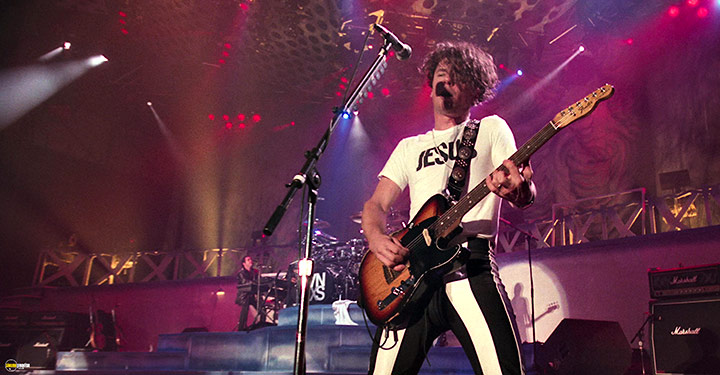 A still #41 from INXS: Live Baby Live (1991)