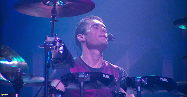 A still #32 from INXS: Live Baby Live (1991)