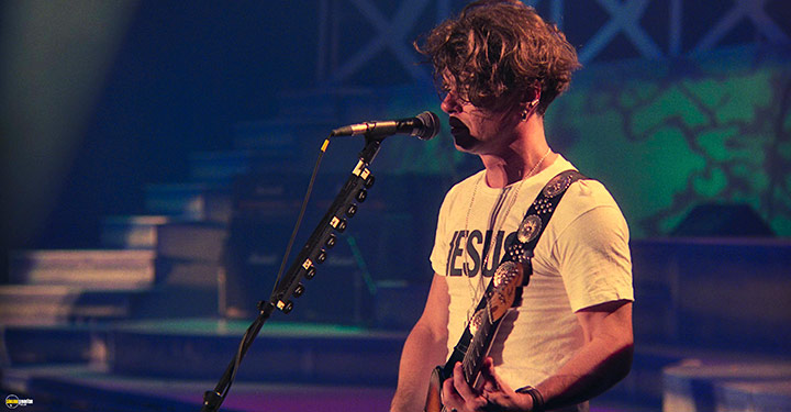 A still #5 from INXS: Live Baby Live (1991)