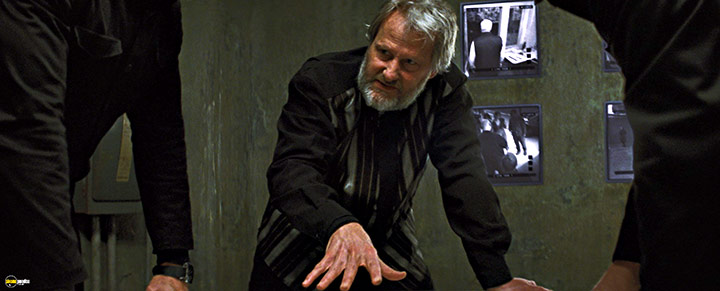 A still #27 from Looper (2012)