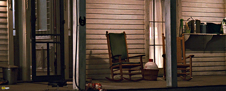 A still #38 from Looper (2012)