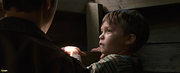 A still #55 from Looper (2012)