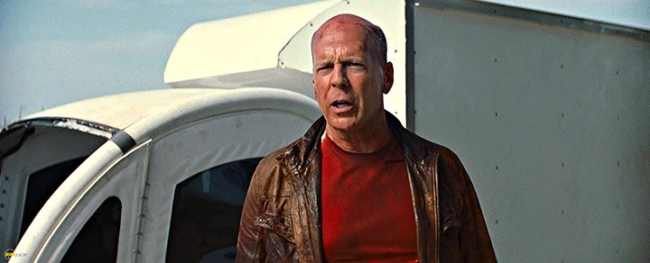 A still #20 from Looper (2012)