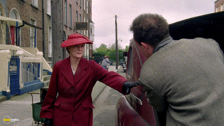 A still #39 from The Lonely Passion of Judith Hearne (1987)