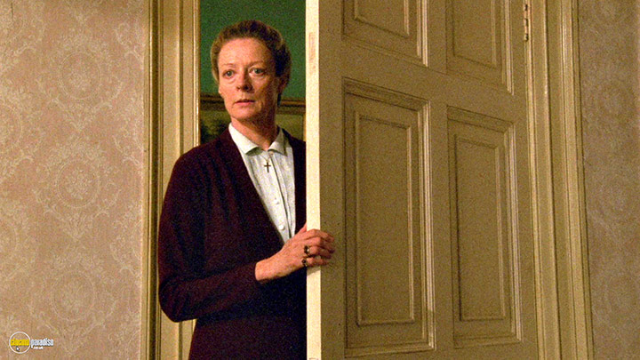 A still #15 from The Lonely Passion of Judith Hearne (1987)