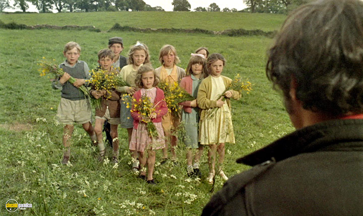 A still #49 from Sky West and Crooked (1966)