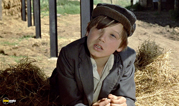 A still #26 from Sky West and Crooked (1966)