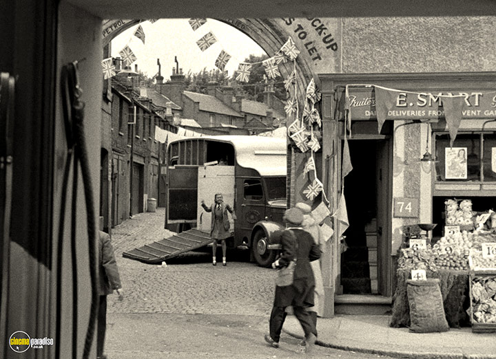 A still #33 from The Galloping Major (1951)