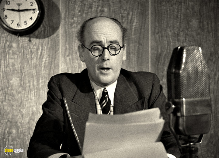 A still #27 from The Galloping Major (1951)