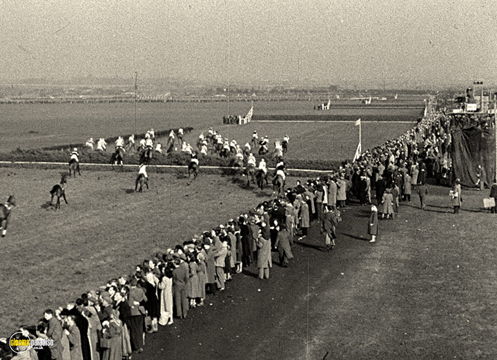 A still #14 from The Galloping Major (1951)