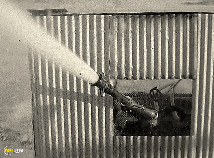 A still #16 from Desert Inferno (1962)
