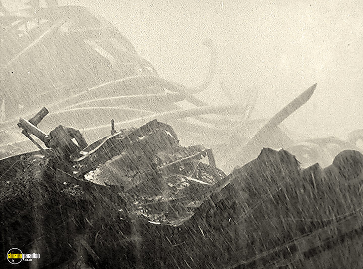 A still #13 from Desert Inferno (1962)