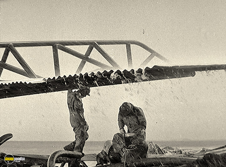 A still #12 from Desert Inferno (1962)