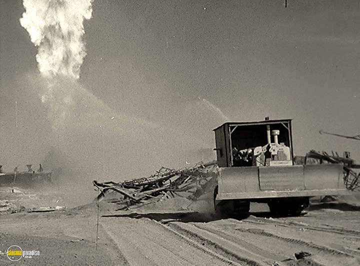 A still #9 from Desert Inferno (1962)