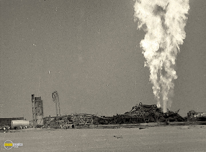 A still #3 from Desert Inferno (1962)