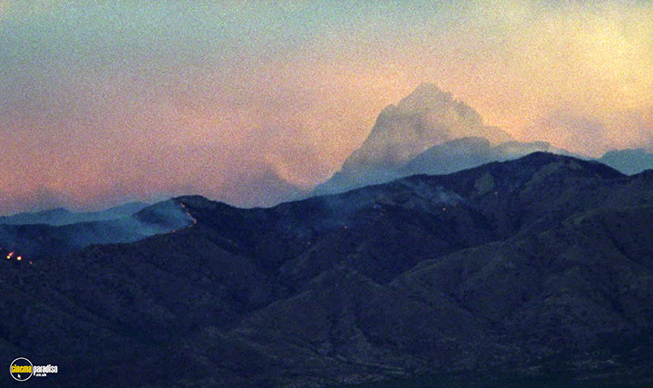A still #38 from El Mar La Mar (2017)