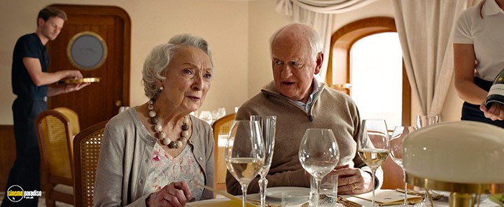 A still #6 from Triangle of Sadness (2022)