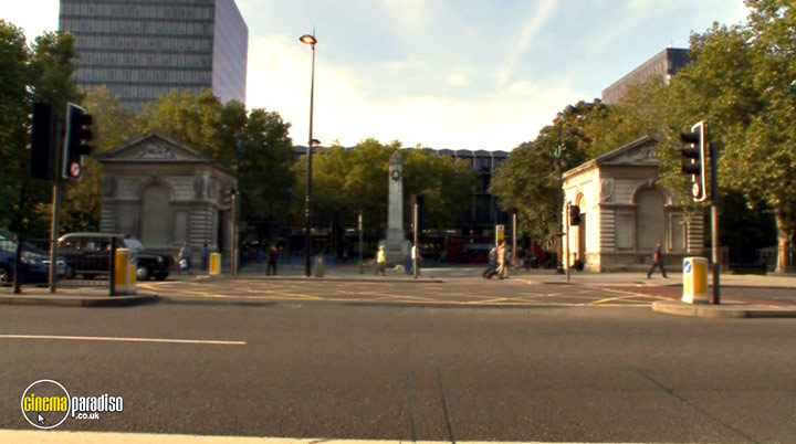 A still #29 from London and the South: Railway Mania (2014)
