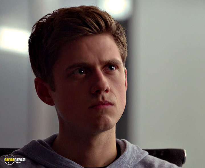 A still #32 from Graceland: Series (2015)