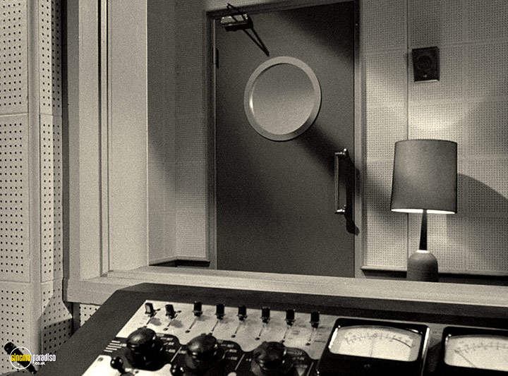 A still #19 from The Outer Limits: Series 1 (1963)