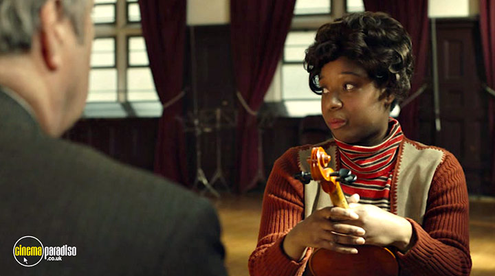 A still #41 from Endeavour: Series 9 (2023)