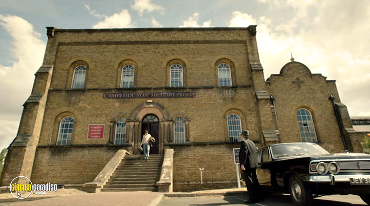 A still #30 from Endeavour: Series 9 (2023)