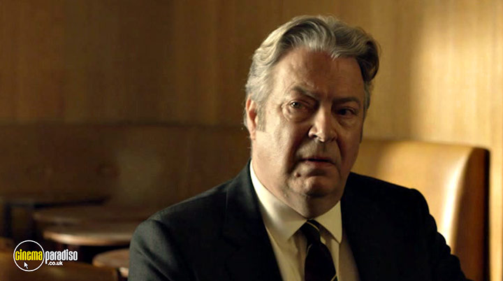 A still #27 from Endeavour: Series 9 (2023)