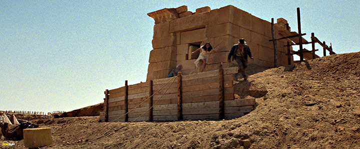 A still #49 from Indiana Jones and the Raiders of the Lost Ark (1981)