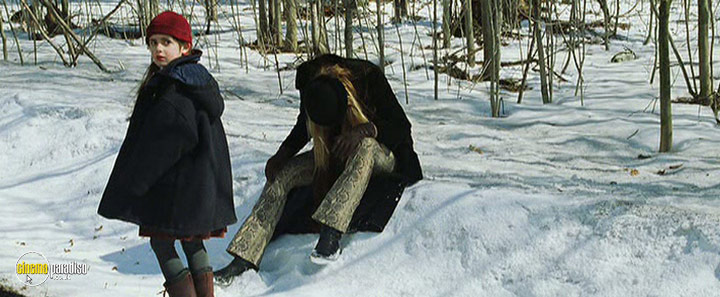 A still #2 from The Jacket (2005)