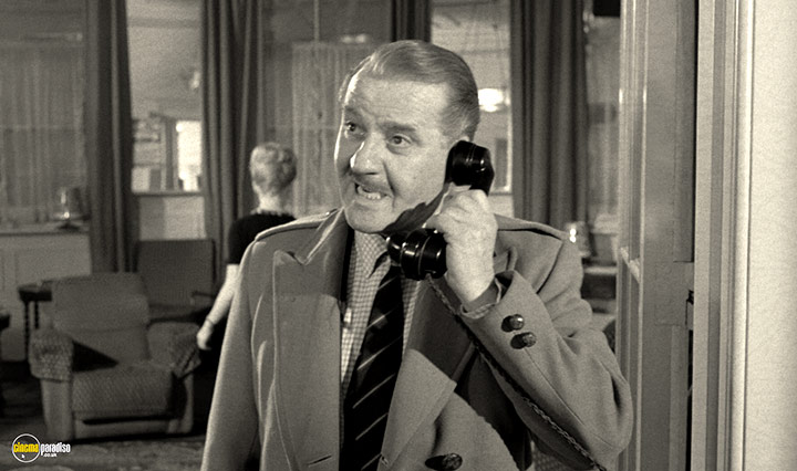 A still #44 from West 11 (1963)