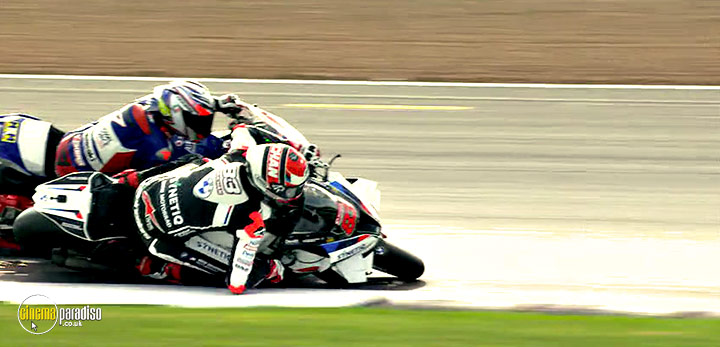 A still #25 from I Superbiker: Sisters of Speed (2023)