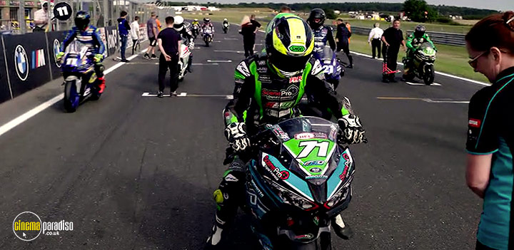 A still #22 from I Superbiker: Sisters of Speed (2023)