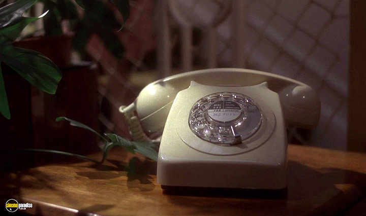 A still #22 from Home Before Midnight (1978)