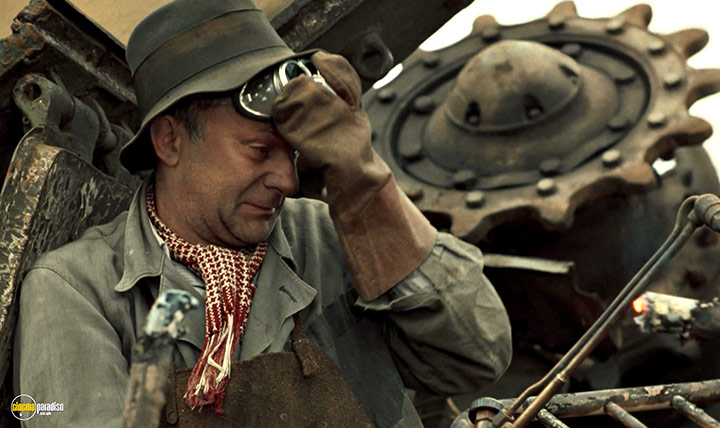 A still #63 from Larks on a String (1969)