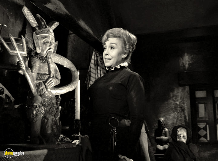 A still #23 from The Witch's Mirror (1962)
