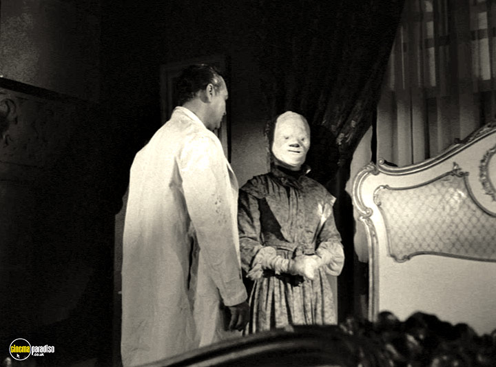 A still #16 from The Witch's Mirror (1962)