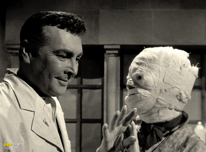 A still #14 from The Witch's Mirror (1962)