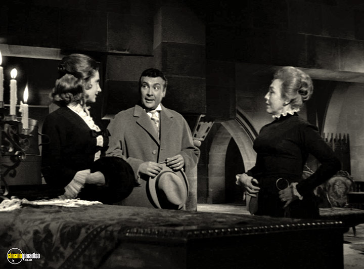 A still #5 from The Witch's Mirror (1962)