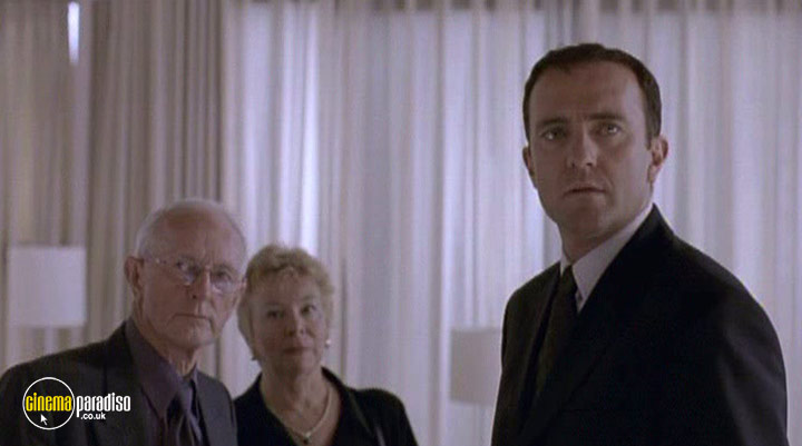 A still #5 from In My Father's Den (2004)