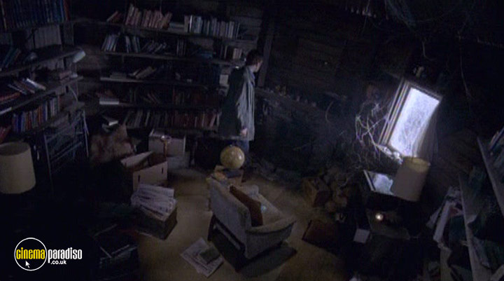 A still #6 from In My Father's Den (2004)