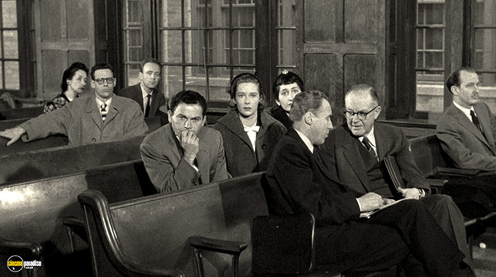 A still #34 from The Wrong Man (1956)