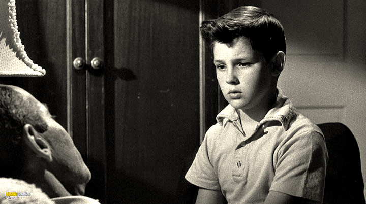 A still #33 from The Wrong Man (1956)
