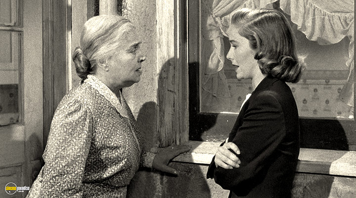 A still #31 from The Wrong Man (1956)