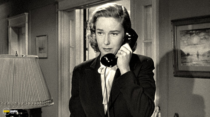 A still #30 from The Wrong Man (1956)